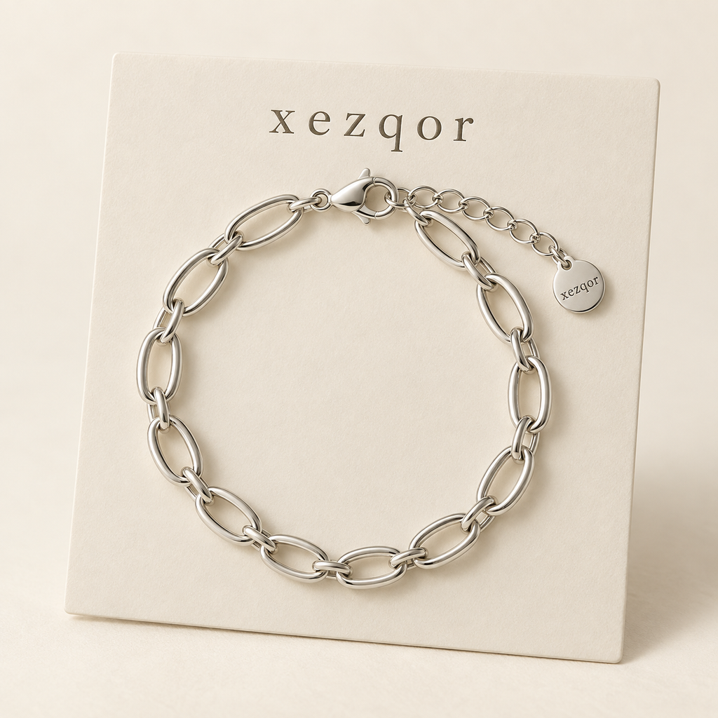 xezqor Linked Moments Chain Bracelet